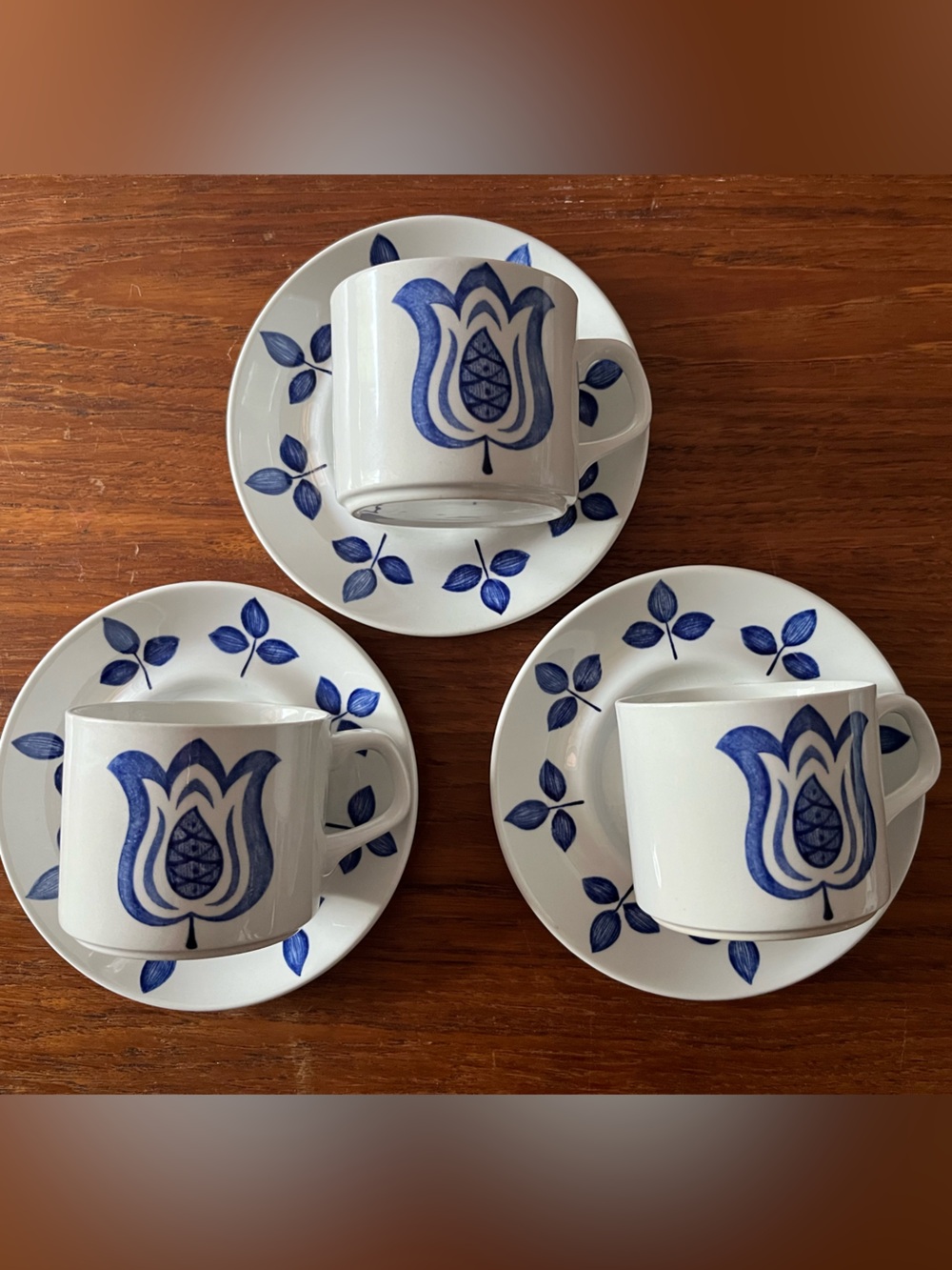 J&G Meakin England Blue Tulip Tea Cup and Saucer Set circa 1970’s